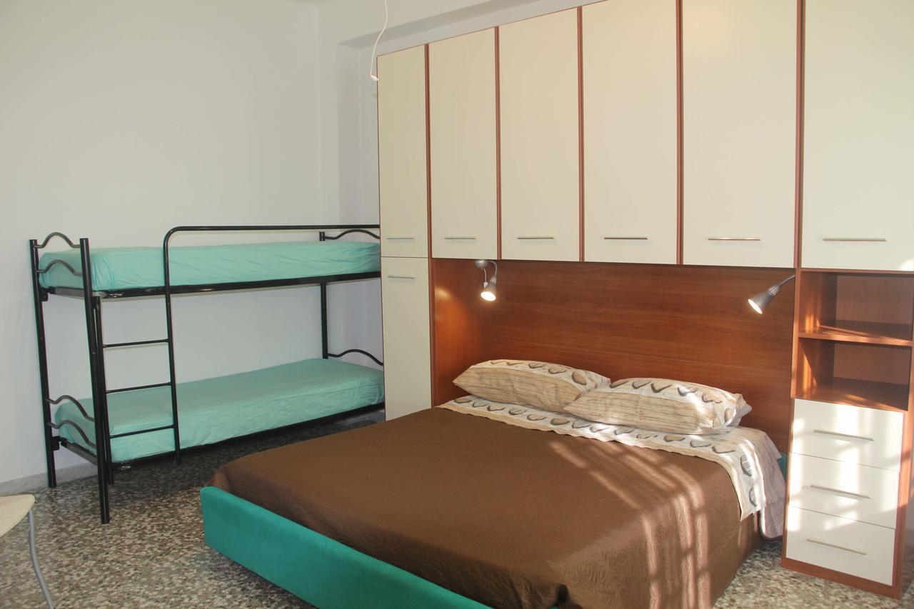 Bed and Breakfast I Due Baroni - Fronte Campus Bari Exterior foto