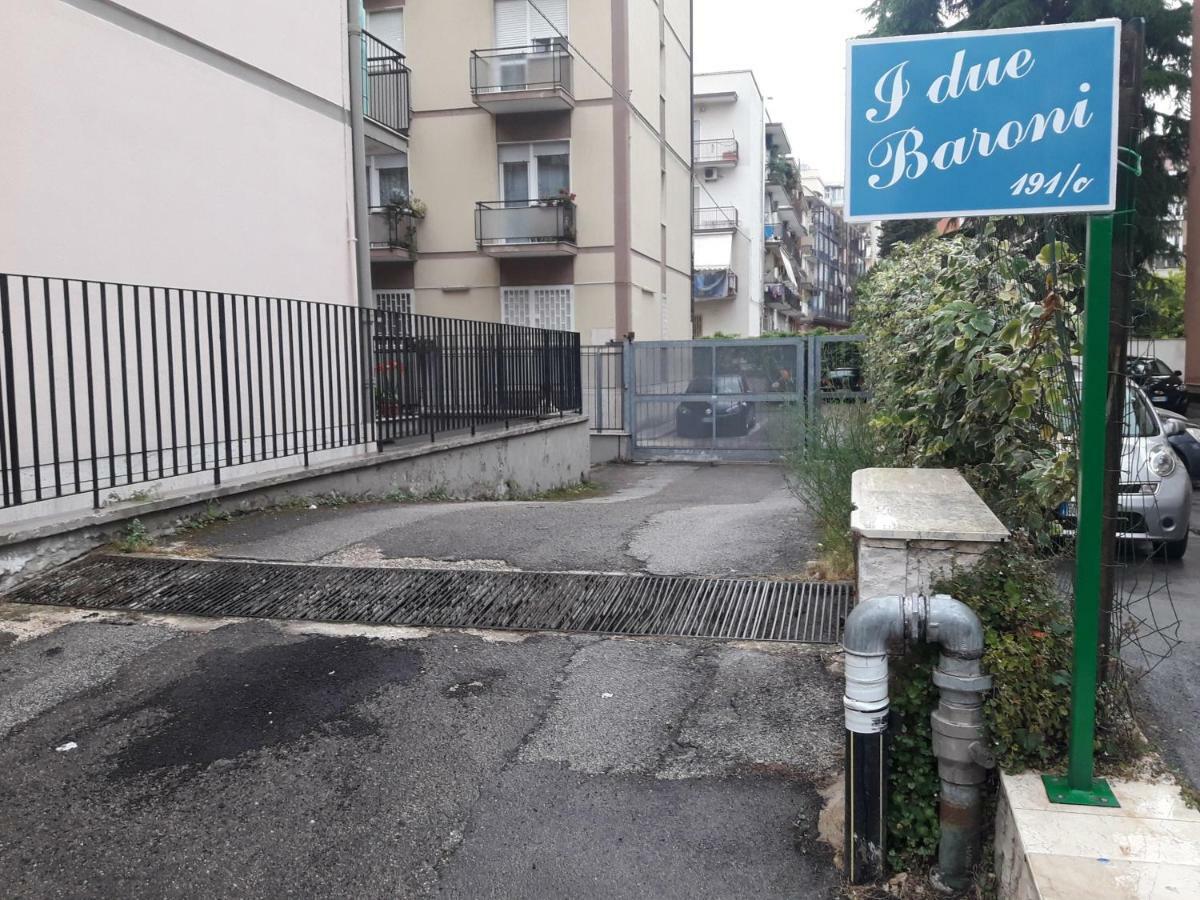 Bed and Breakfast I Due Baroni - Fronte Campus Bari Exterior foto